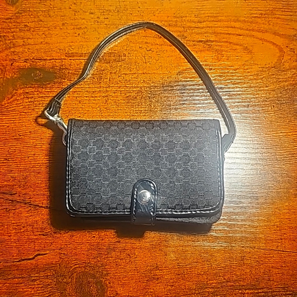 Wallet gently used